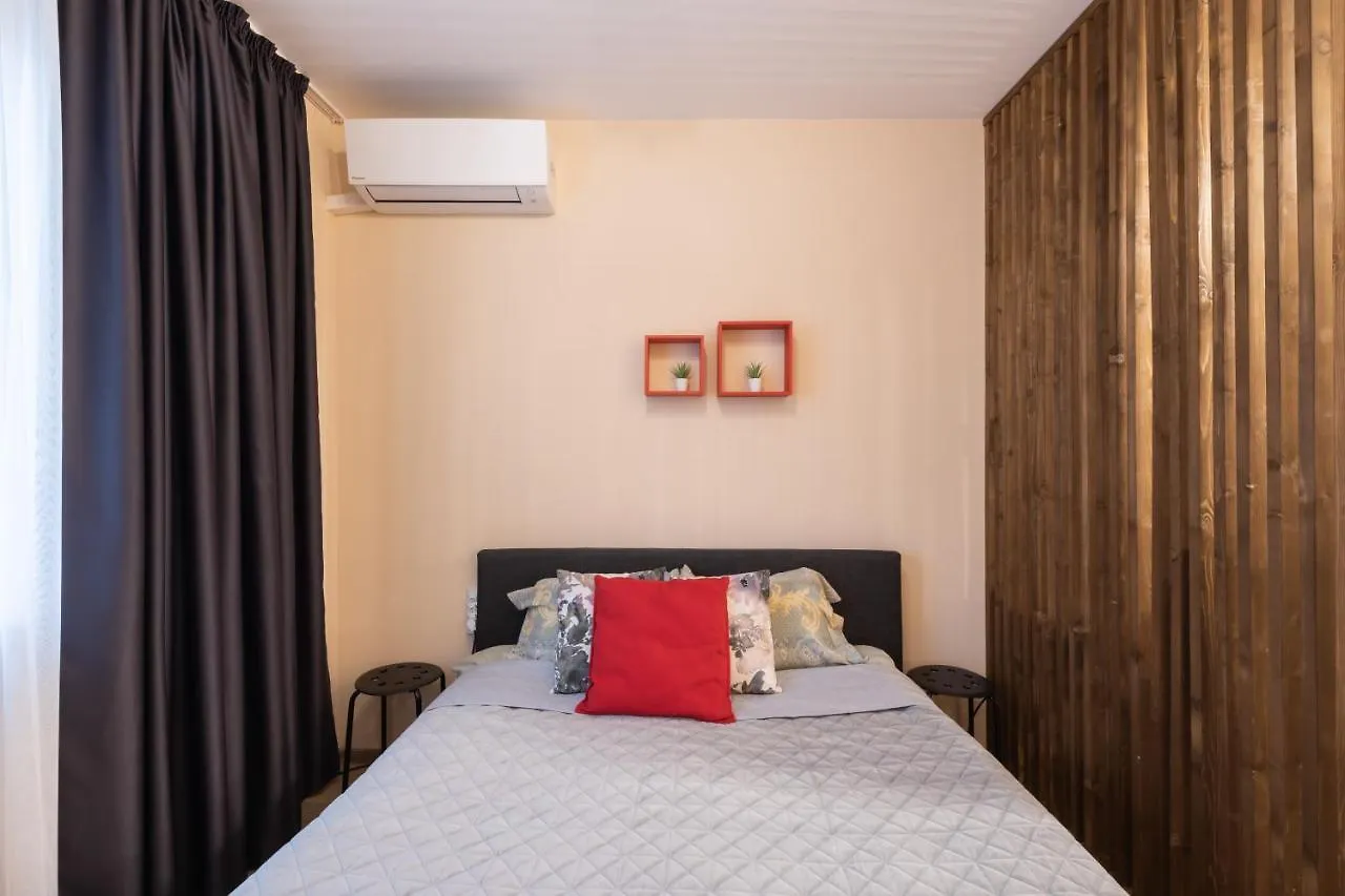The Red Point Apartment Varna